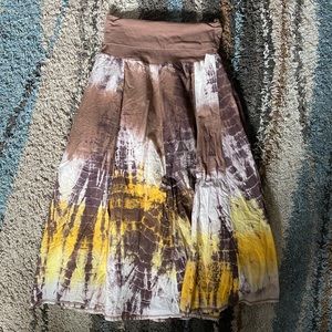 Brown yellow and white Maxi Skirt size 6